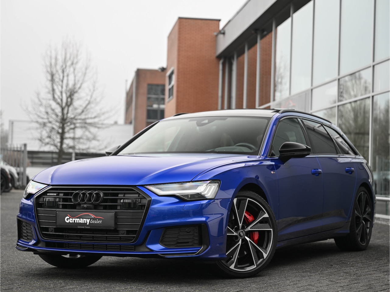 Audi A6 Avant - 55TFSI E 367PK Quattro Competition RS-Zetels Pano B&O Head-Up Nachtzicht 360-cam. Tr.Haak - AutoWereld.nl