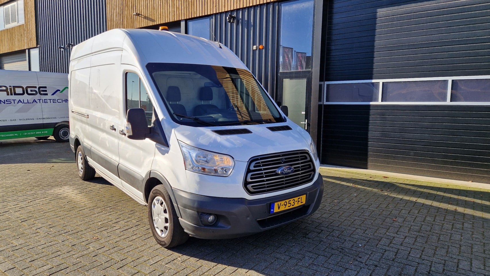 Ford Transit - 350 2.0 TDCI L3H3 Trend Airco/Navi - AutoWereld.nl