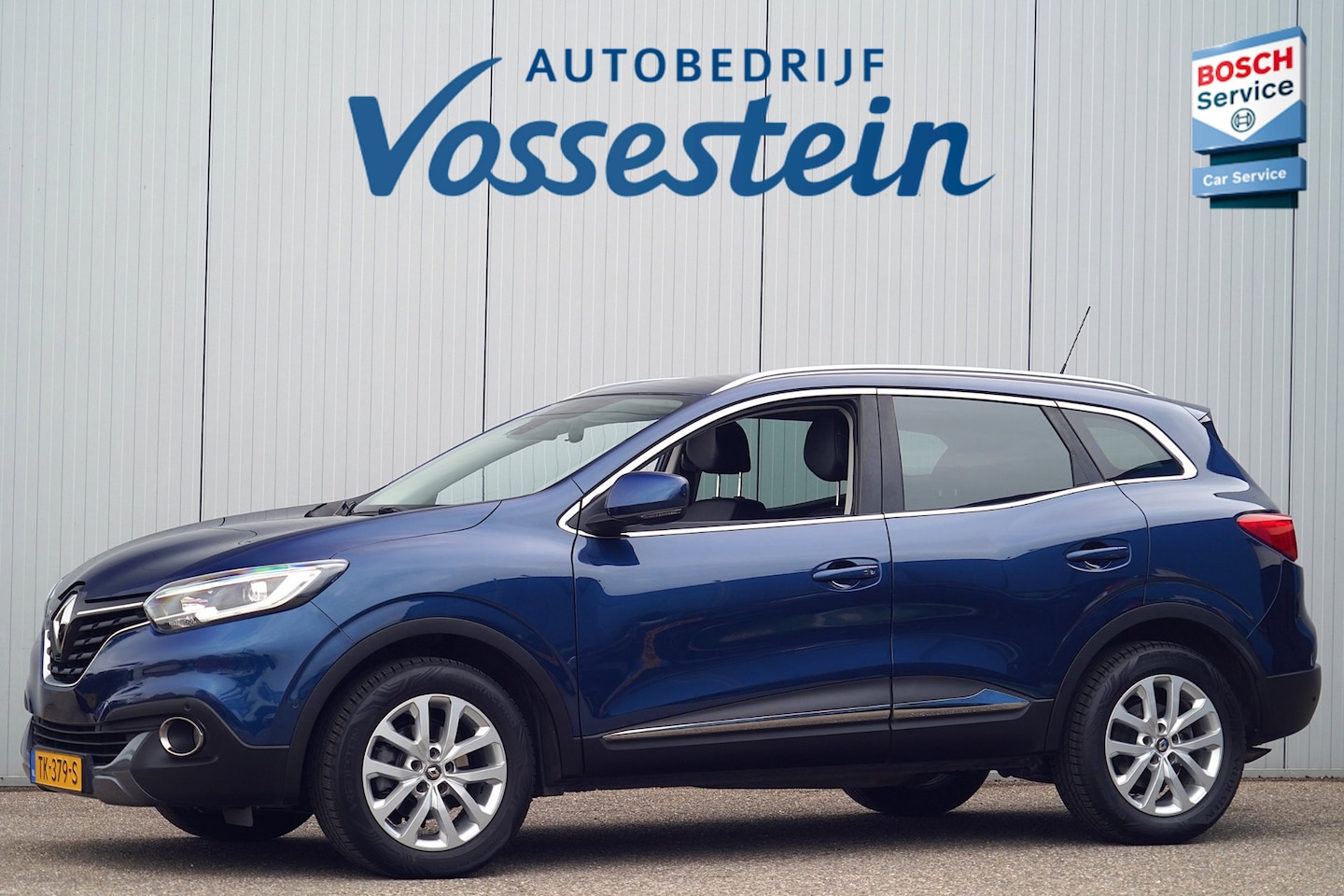 Renault Kadjar - 1.2 TCe Intens / 138dkm NAP / Automaat / Navi / Cruise / Climate / Camera / Trekhaak - AutoWereld.nl