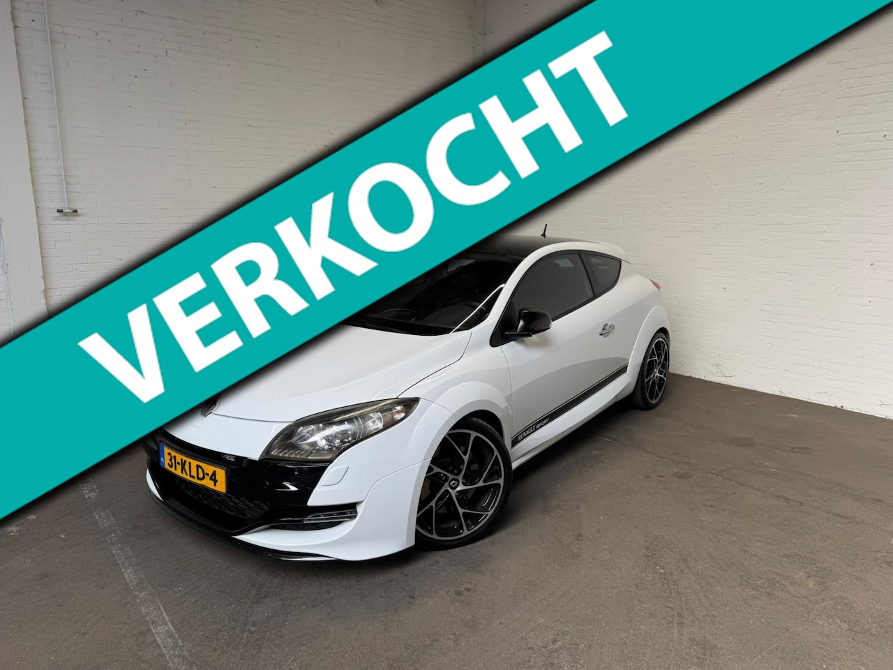 Renault Mégane Coupé - 2.0 RS Turbo 250 Custom Lederen stoelen|Stoelverwarming|Keyless - AutoWereld.nl