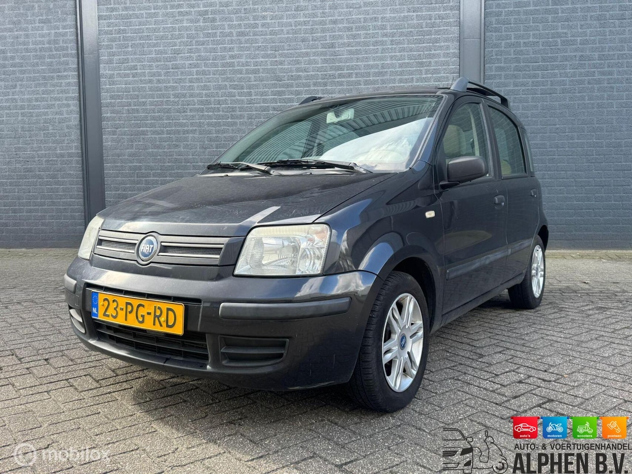 Fiat Panda - 1.2 Emotion- Nap- Pano- Airco - AutoWereld.nl