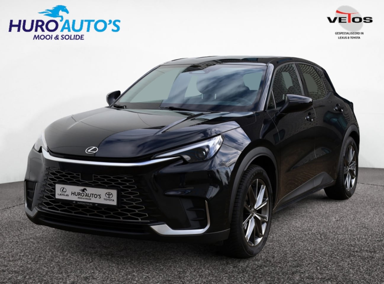 Lexus LBX - Relax 2WD | Leder | Memory Seat | Trekhaak - AutoWereld.nl