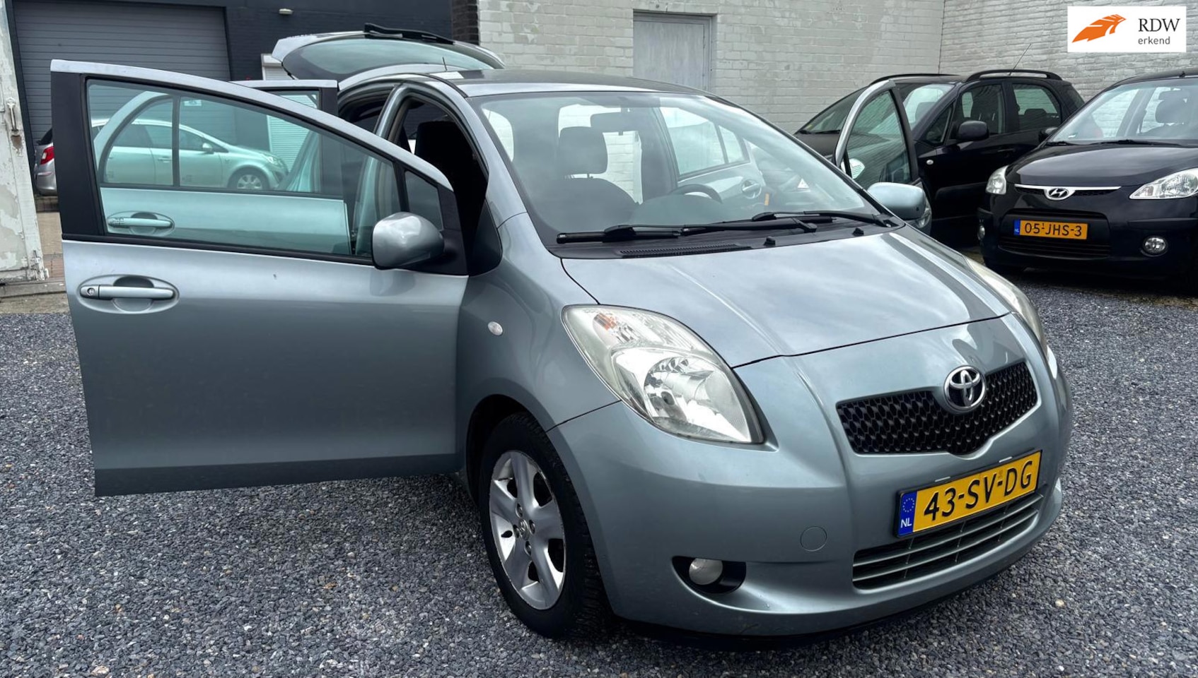 Toyota Yaris - 1.3 VVTi Luna | Zeer netjes - AutoWereld.nl