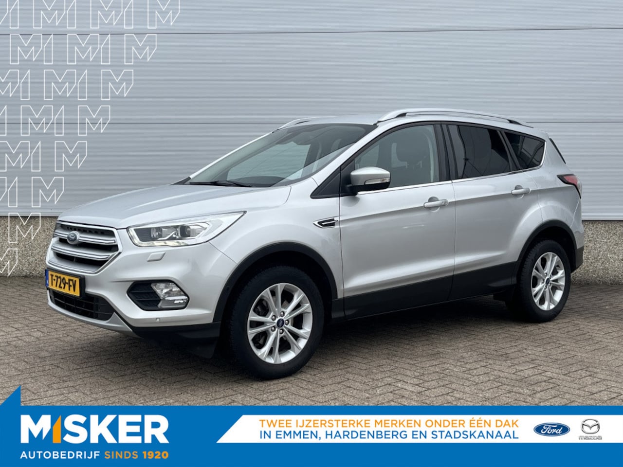 Ford Kuga - 1.5 EcoB. Titanium 150PK! TREKHAAK! ALL SEASON! - AutoWereld.nl