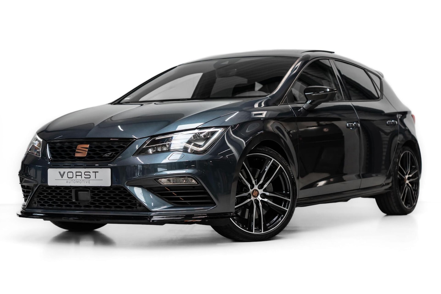 SEAT Leon - 2.0 TSI CUPRA DSG Pano Beats NAP Bearlock - AutoWereld.nl