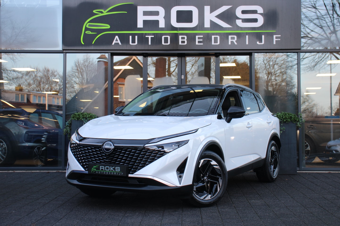 Nissan Qashqai - 1.3 MHEV Xtronic N-Connecta Two-tone ComfortPack/WinterPack - AutoWereld.nl