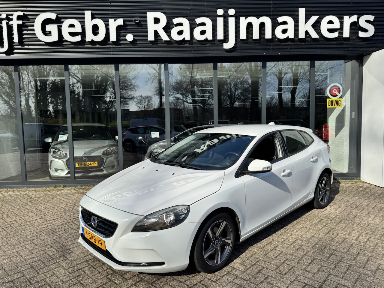Volvo V40 - 1.6 D2 *Navi*ECC*EXPORT/EX.BPM* - AutoWereld.nl