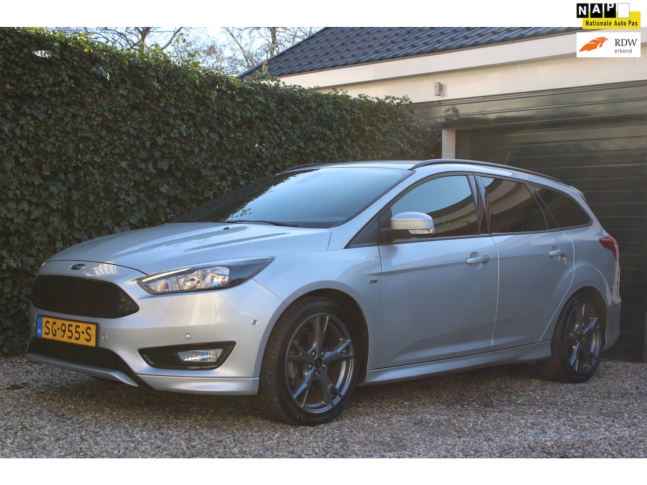 Ford Focus Wagon - 1.5 ST-Line 1.5 ST-Line - AutoWereld.nl