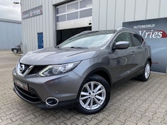 Nissan Qashqai - 1.2 Tekna Clima / Cruise / Panoramadak / Stoelverw. / PDC V&A / LMV