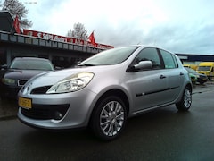 Renault Clio - 1.2-16V Collection (Airco )