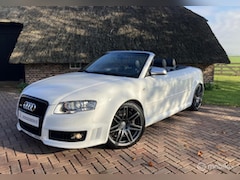 Audi RS4 - 4.2 V8 RS 4 quattro Cabrio UNIEKE UITVOERING