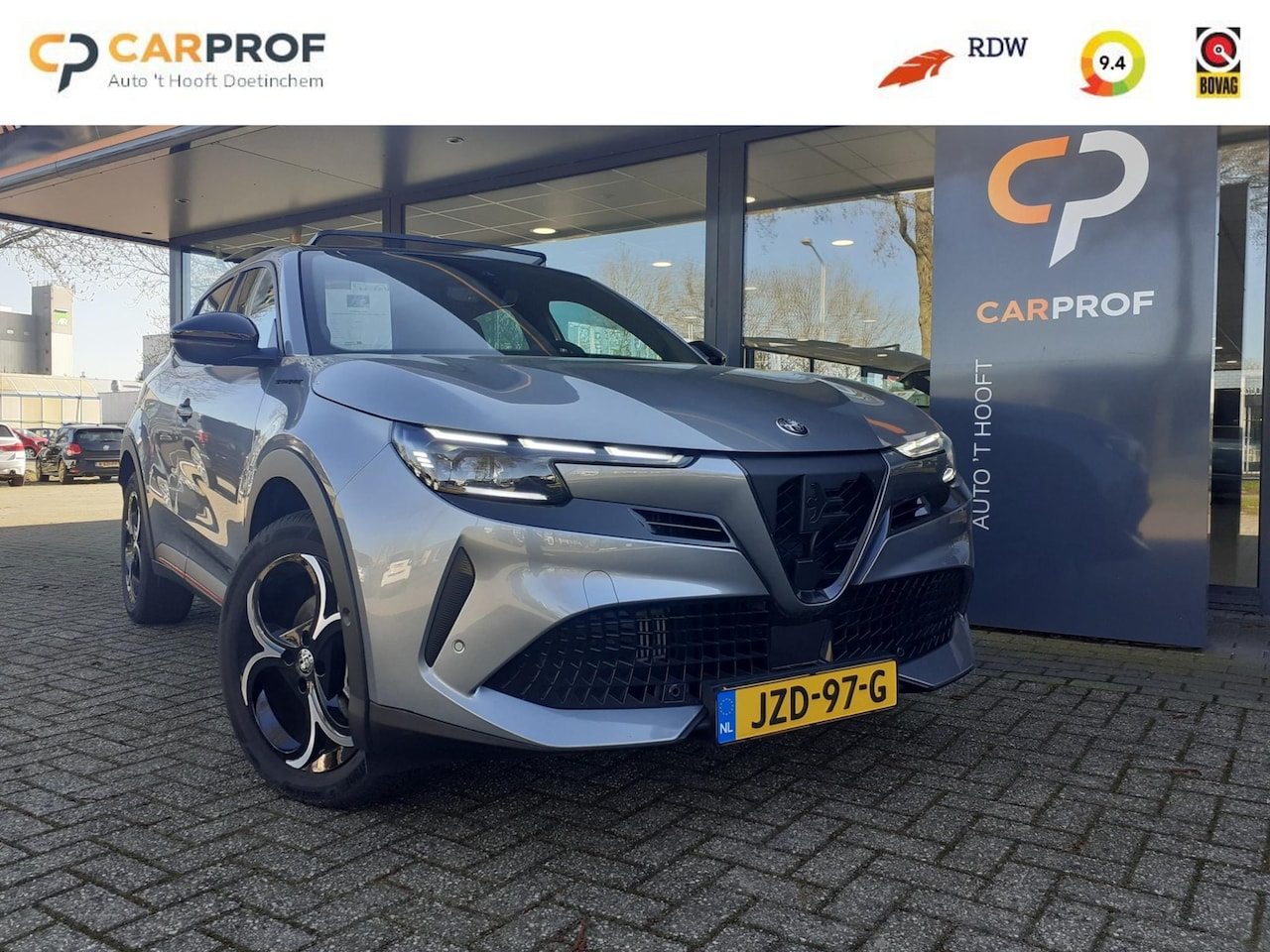 Alfa Romeo Junior - 1.2 Turbo 145PK Hybrid Ibrida Speciale PANO / SABELT / ADAPT. CRUISE - AutoWereld.nl