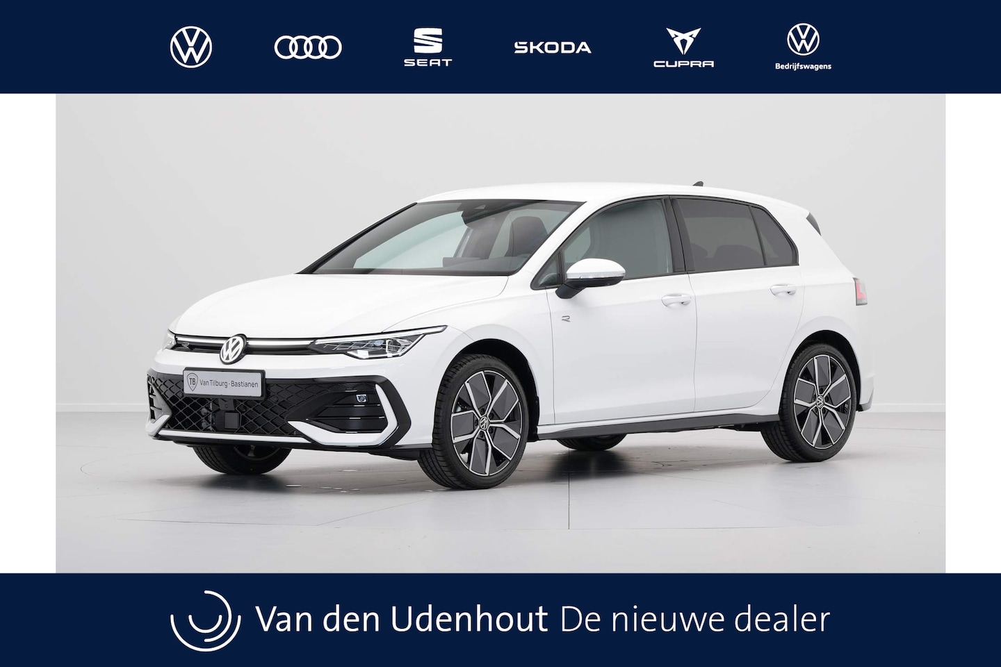 Volkswagen Golf - 1.5 eTSI 150pk DSG R-Line Edition Navigatie 360 Camera Acc Stoel/Stuurverwarming Carplay - AutoWereld.nl