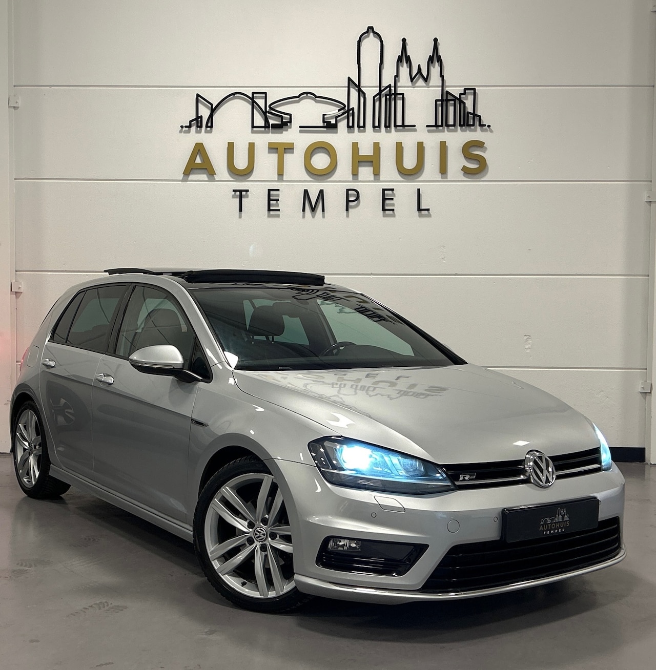 Volkswagen Golf - 1.4 TSI Business Edition R Line Automaat Pano Stoelverwarming Keyless Entry Cruise Climate - AutoWereld.nl