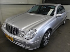 Mercedes-Benz E-klasse - 240 Avantgarde - Automaat - Mooie Auto