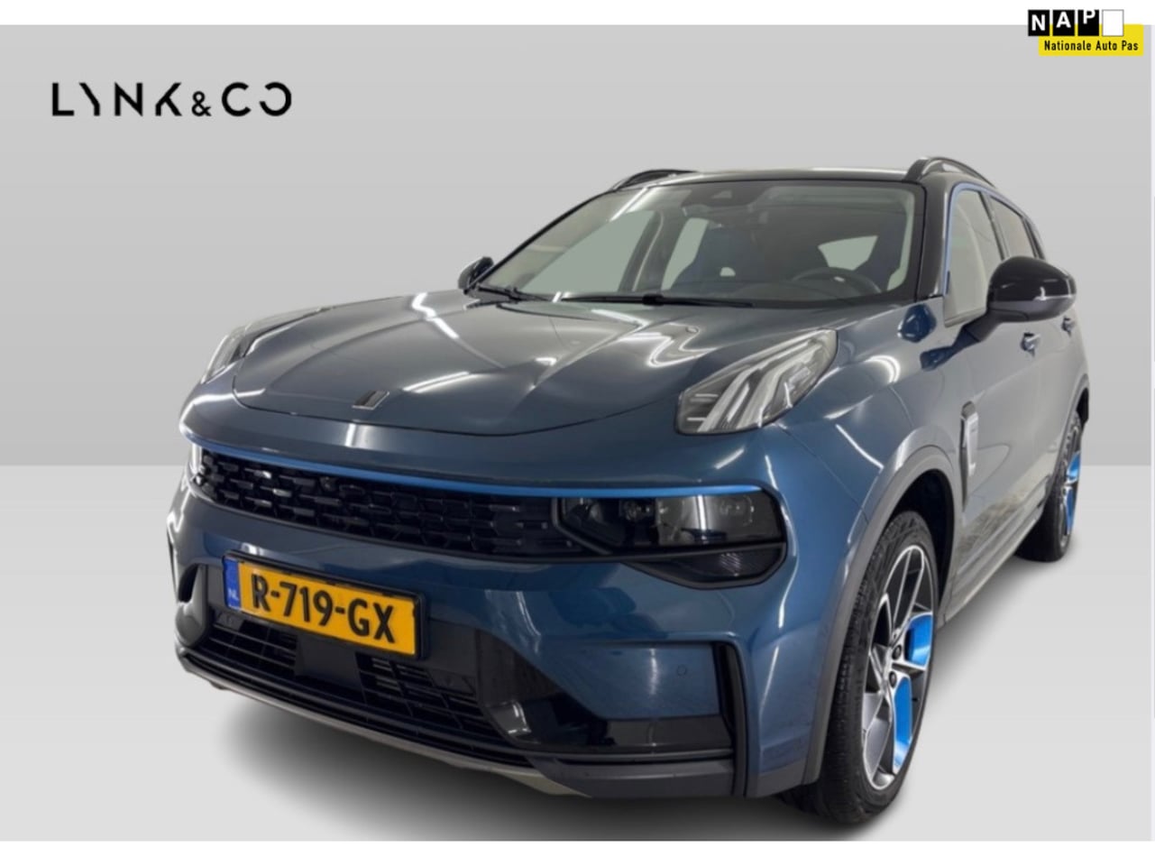 Lynk & Co 01 - 1.5 261pk PHEV 7DCTH | Orig.NL | PanoramaDak | 360 graden Camera | Carplay | - AutoWereld.nl