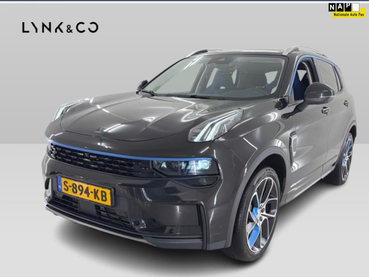 Lynk & Co 01 - 1.5 261pk PHEV 7DCTH | Orig.NL | PanoramaDak | 360 graden Camera | Carplay | - AutoWereld.nl
