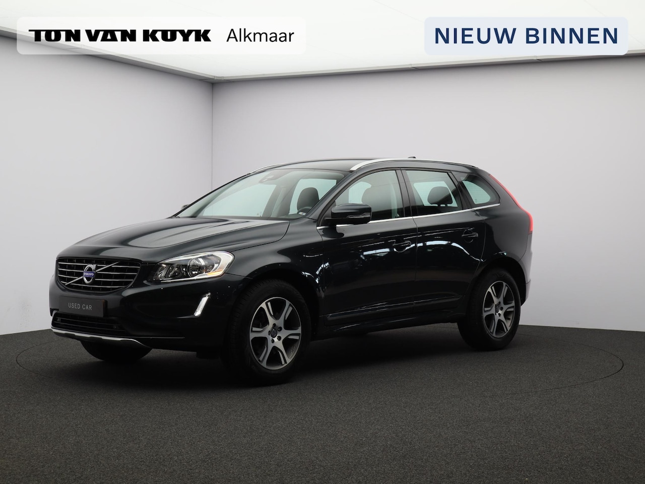 Volvo XC60 - 2.0 T5 FWD Summum / Trekhaak / Stoelverwarming / Lederen Bekleding / Elektrische Bestuurde - AutoWereld.nl