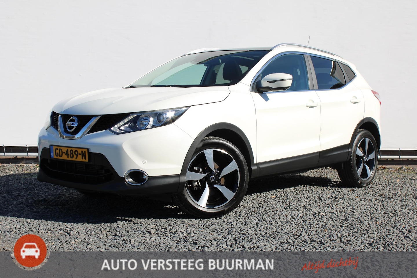 Nissan Qashqai - 1.2 Connect Edition Automaat, Trekhaak, Panoramadak, Dealeronderhouden - AutoWereld.nl