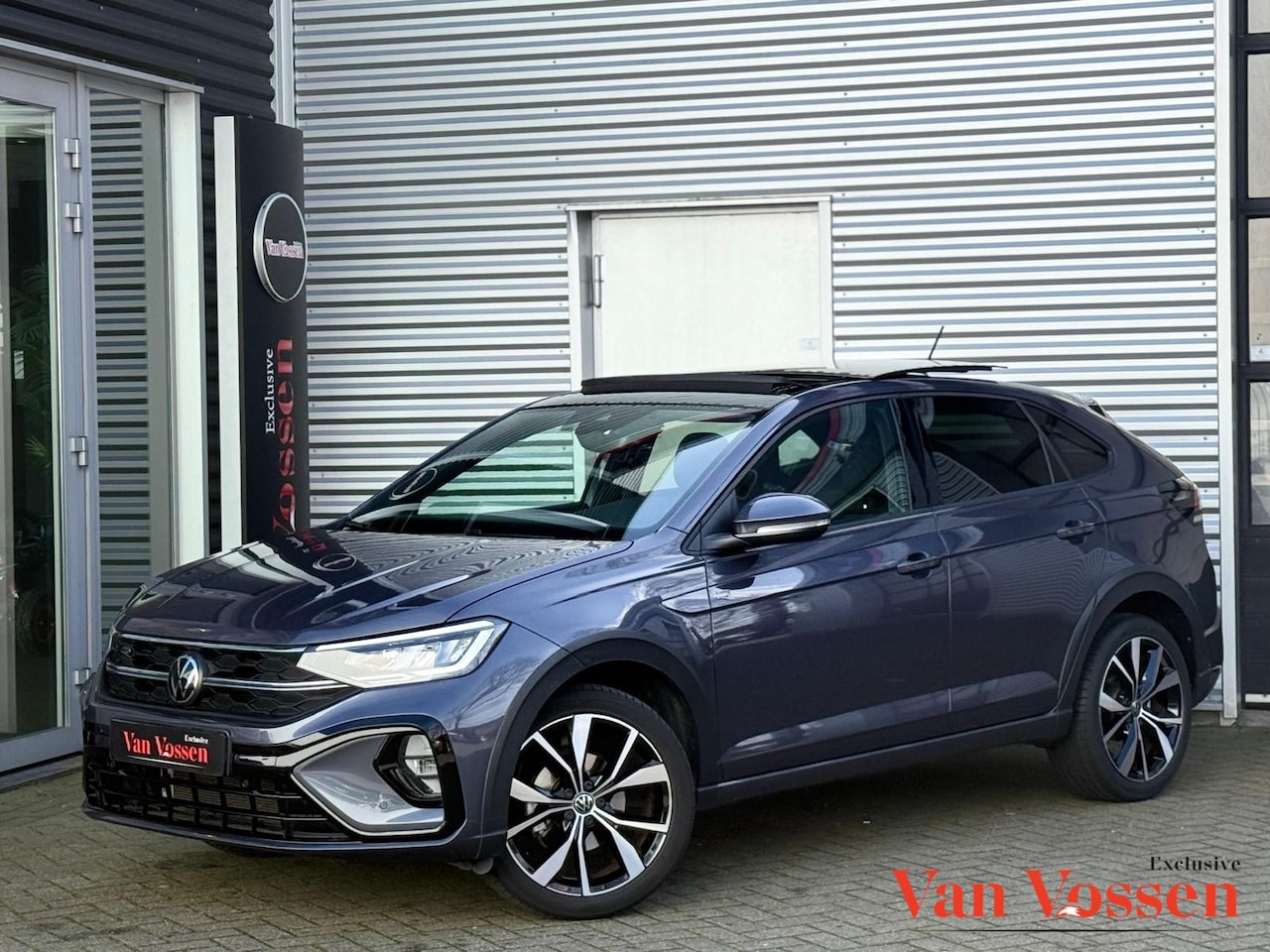 Volkswagen Taigo - 1.5 TSI 3X R-Line|PANO|CAMERA|LANEASSIST|KEYLESS|CARPLAY - AutoWereld.nl