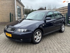 Audi A3 - 1.6 Attraction |5drs | airco |nieuwe apk keuring | angel eyes