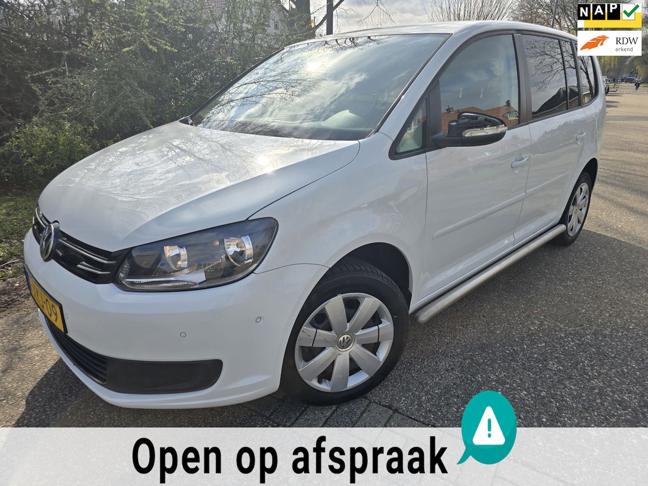 Volkswagen Touran - 2.0 TDI Comfortline BlueMotion/Airco/Navi/Automaat DSG/PDC v+a - AutoWereld.nl