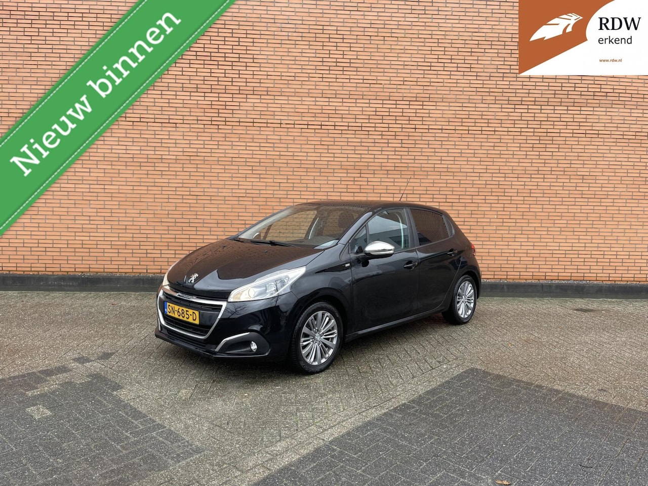 Peugeot 208 - 1.2 PureTech 2017 169DKM | REVISIE | LED | APK - AutoWereld.nl