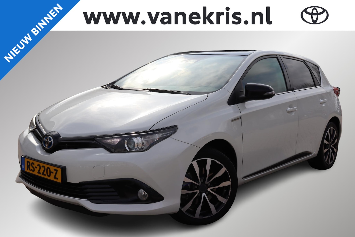 Toyota Auris - 1.8 Hybrid Black Edition 1.8 Hybrid Black Edition - AutoWereld.nl