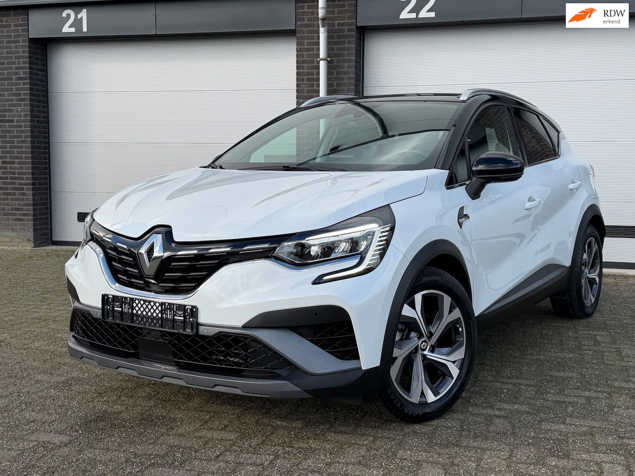 Renault Captur - 1.6 E-Tech Plug-in Hybrid 160 R.S. Line - AutoWereld.nl