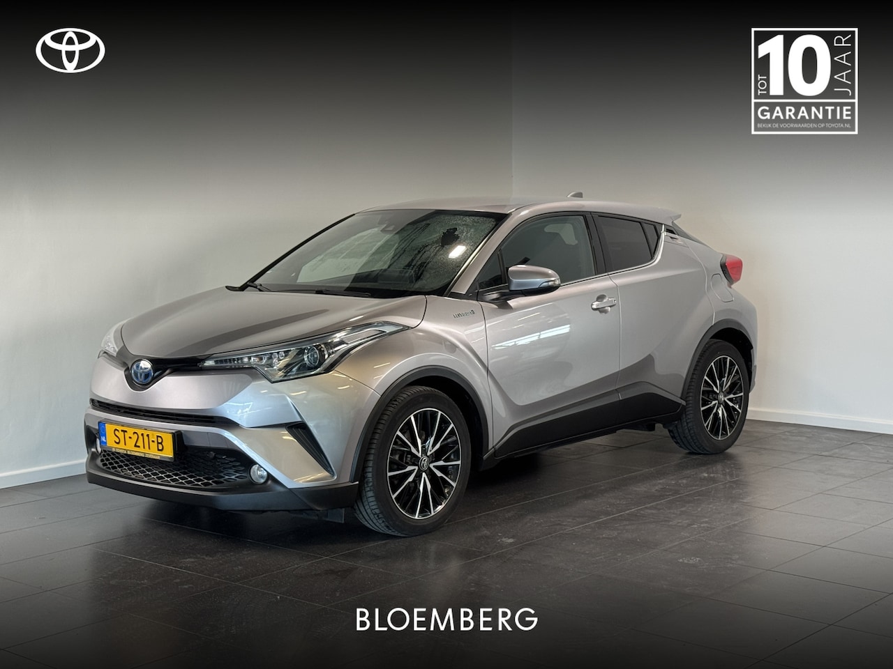 Toyota C-HR - 1.8 Hybrid Dynamic | Trekhaak | Navigatie | Stoelverwarming | Keyless | - AutoWereld.nl