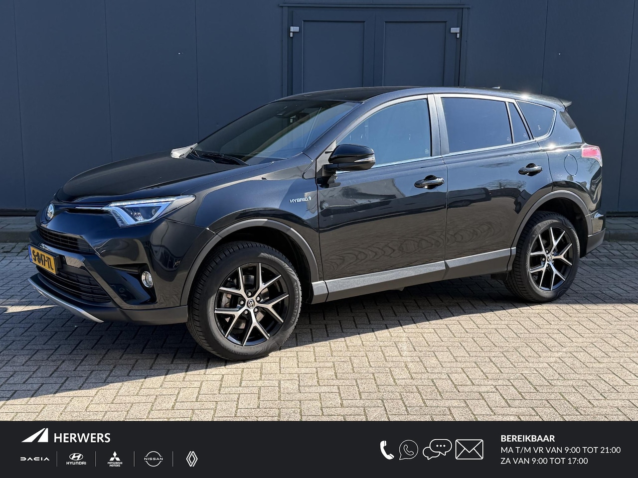 Toyota RAV4 - 2.5 Hybrid Style / Automaat / Trekhaak / Navigatie / Adaptieve Cruise Control / Climate Co - AutoWereld.nl