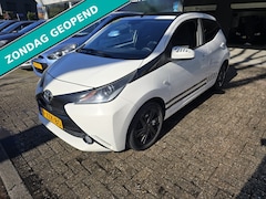 Toyota Aygo - 1.0 VVT-i x-wave | 2E EIGENAAR | 12MND GARANTIE | CABRIO | CAMERA | AIRCO |