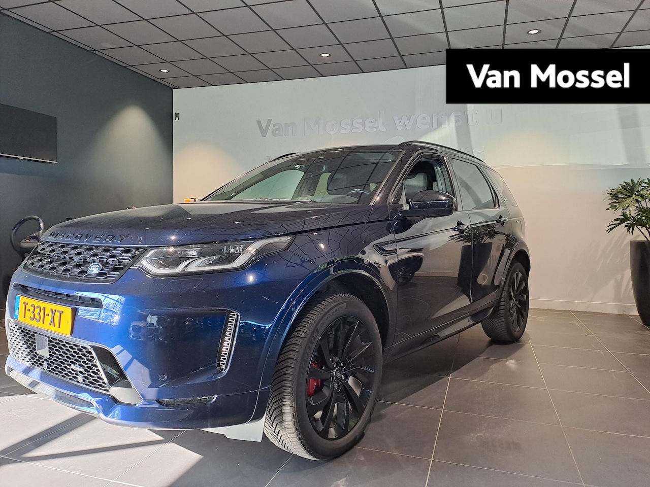Land Rover Discovery Sport - P300e 1.5 R-Dynamic HSE | TREKHAAK | PANODAK | STOELVERWARMING & VERKOELING | CAMERA | LEE - AutoWereld.nl