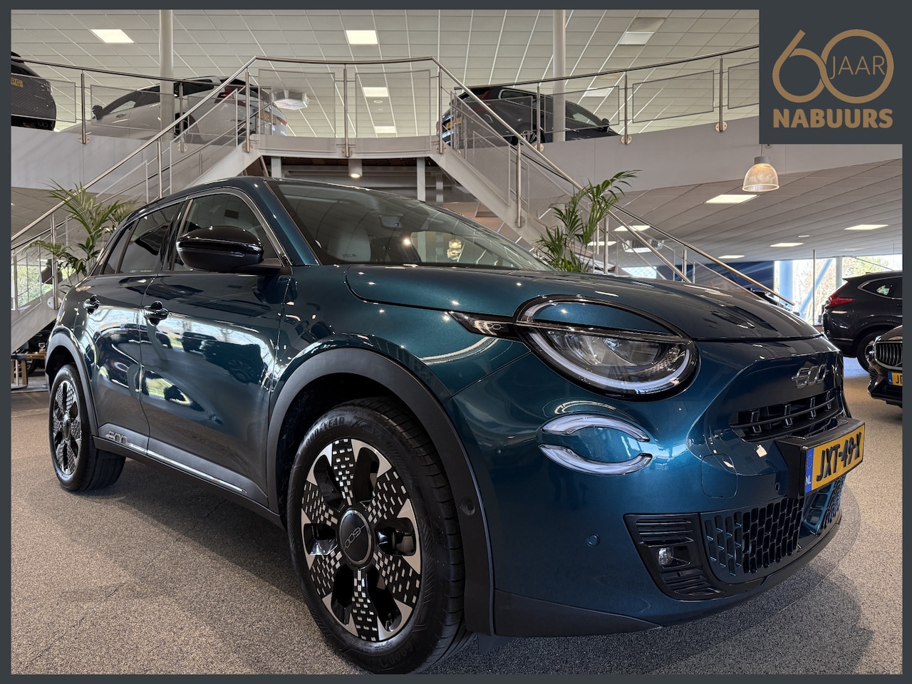 Fiat 600 - 1.2 Hybrid La Prima 1.2 Hybrid La Prima, Leder, Keyless, Camera, Massage, Adaptive, LED - AutoWereld.nl