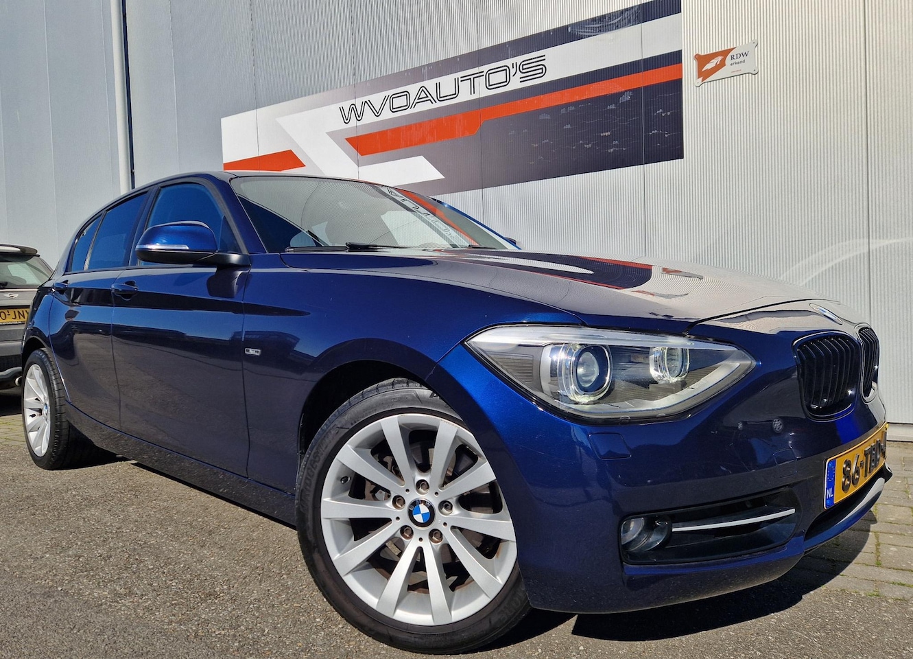 BMW 1-serie - 118i Business 118i Business - AutoWereld.nl