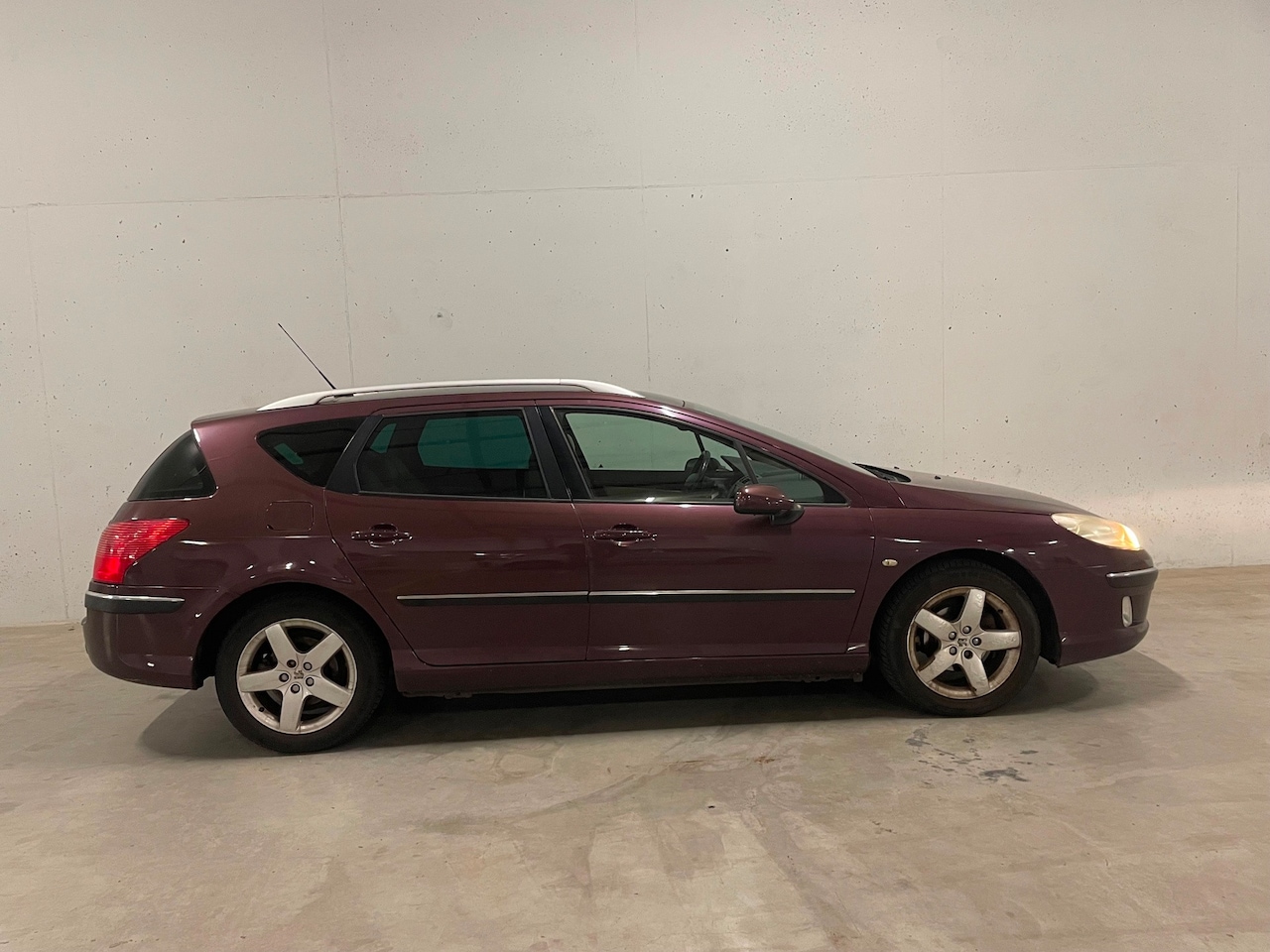 Peugeot 407 SW - 2.0-16V XT Pack Pano Leer Trekhaak Navi Clima Cruise PDC - AutoWereld.nl