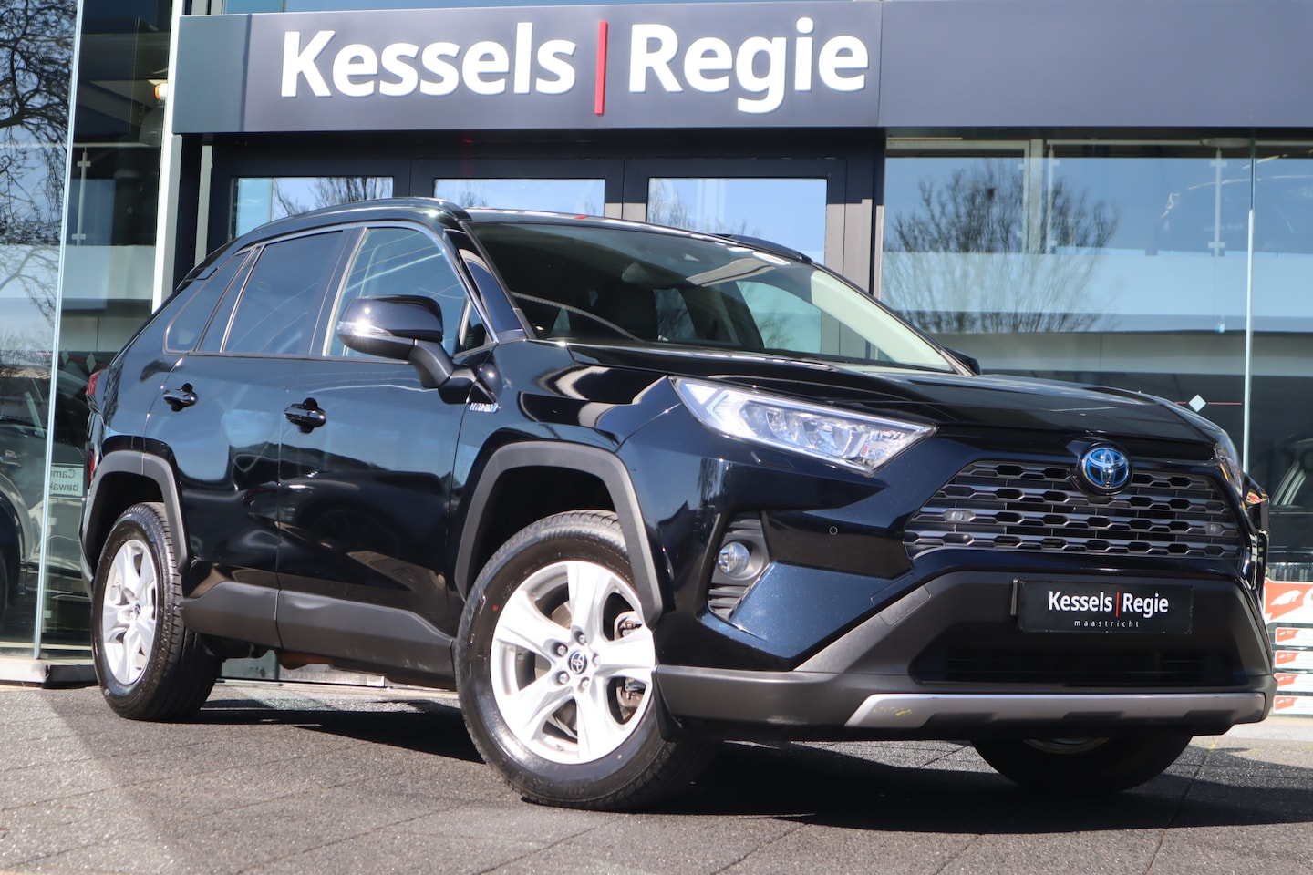 Toyota RAV4 - 2.5 Hybrid Dynamic Keyless ACC El.Klep Leer CarPlay Camera DAB+ Navi Sensoren - AutoWereld.nl