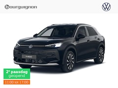 Volkswagen T-Roc - 1.5 eTsi Life First Edition | Trekhaak | Stoel- & Stuurverwarming | Dodehoek detectie | Ca