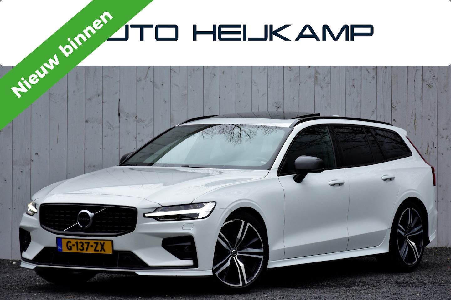 Volvo V60 - 2.0 T4 R-Design | Pano-dak | Leer | Trekhaak | NL-Auto | - AutoWereld.nl
