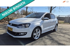 Volkswagen Polo - 1.2 TSI Comfortline NETTE AUTO RIJDT EN SCHAKELT GOED