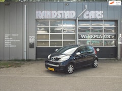 Peugeot 107 - 1.0-12V XS Airco Elek Pakket 5Deurs nieuwe apk 2012bj