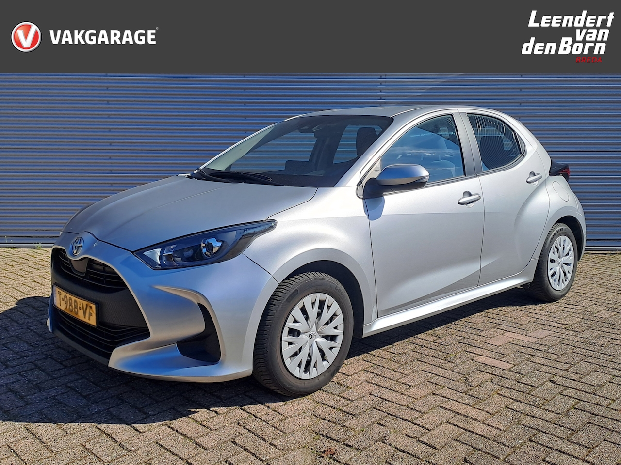 Toyota Yaris - 1.5 VVT-i Active | Cruise control adaptief| Apple Carplay/Android Auto | Camera | Airco - AutoWereld.nl
