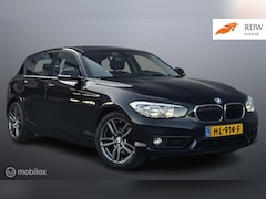 BMW 1-serie - 118i NAP Autom Cruise Stoelverw Navi Trekh IZGST