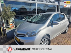 Toyota Yaris - 1.0 VVT-i Aspiration, camera, navi, bluetooth