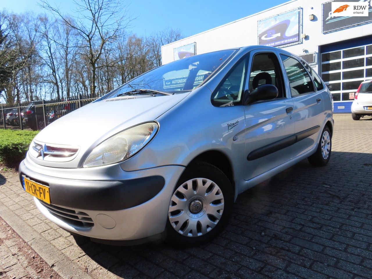 Citroën Xsara Picasso - 2.0i-16V Différence AUTOMAAT - AutoWereld.nl