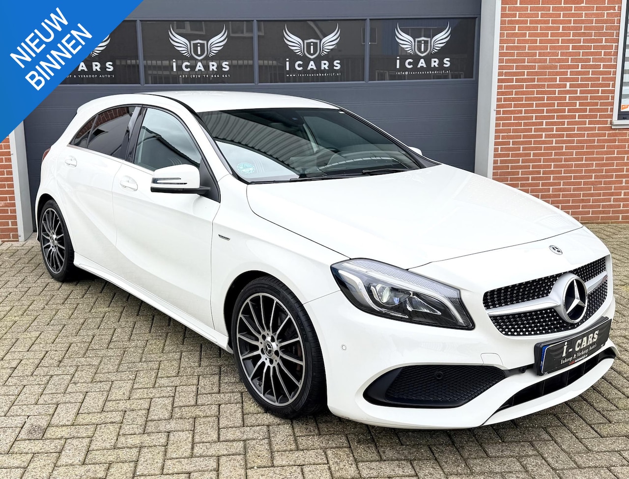 Mercedes-Benz A-klasse - 180 AMG Night Edition Alacantra Dealer onderhouden - AutoWereld.nl