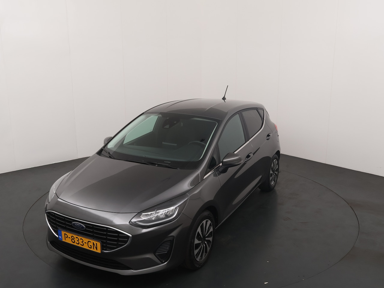Ford Fiesta - EcoBoost Hybrid 125 pk Titanium | Winter Pack | LED | Apple Carplay | Clima | Cruise | 100 - AutoWereld.nl