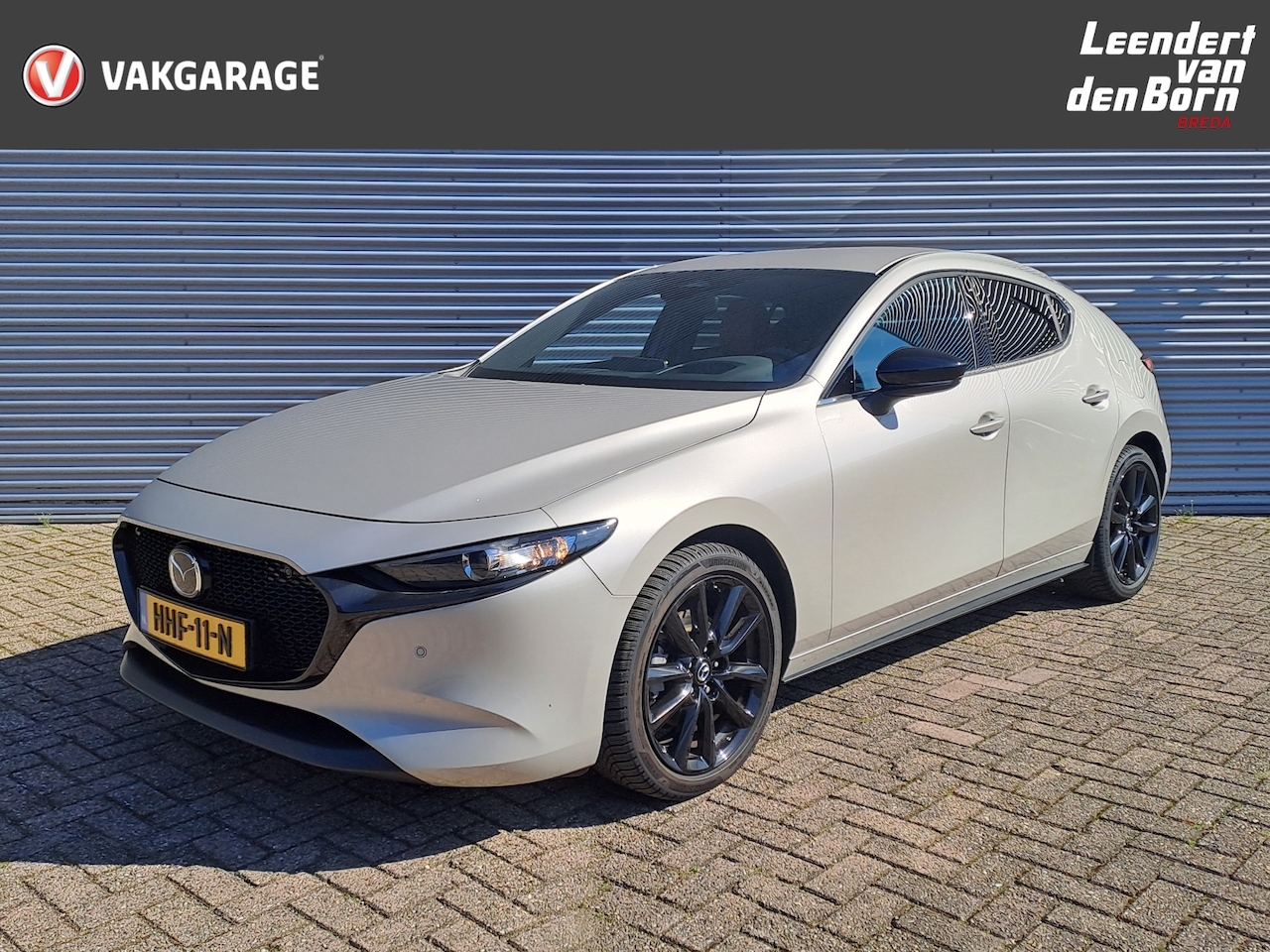 Mazda 3 - 2.0 e-SkyActiv-X M Hybrid 186 Nagisa | Navigatiesysteem full map | Cruise  | Camera  | Hal - AutoWereld.nl