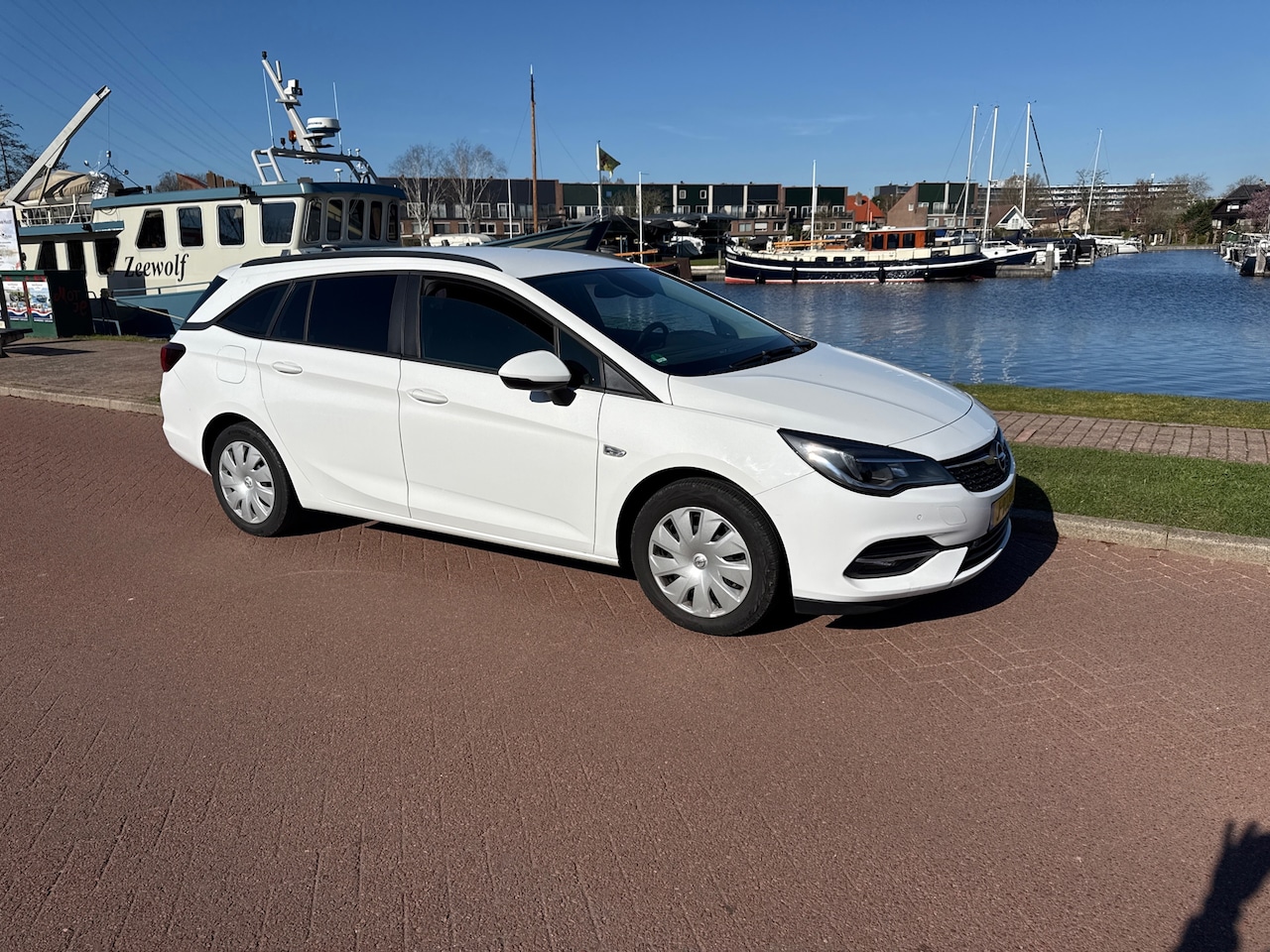 Opel Astra Sports Tourer - 1.2 Business Executive 1.2 Business Executive - AutoWereld.nl