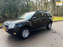 Dacia Duster - 1.6 Lauréate 2wd 2011 Zwart